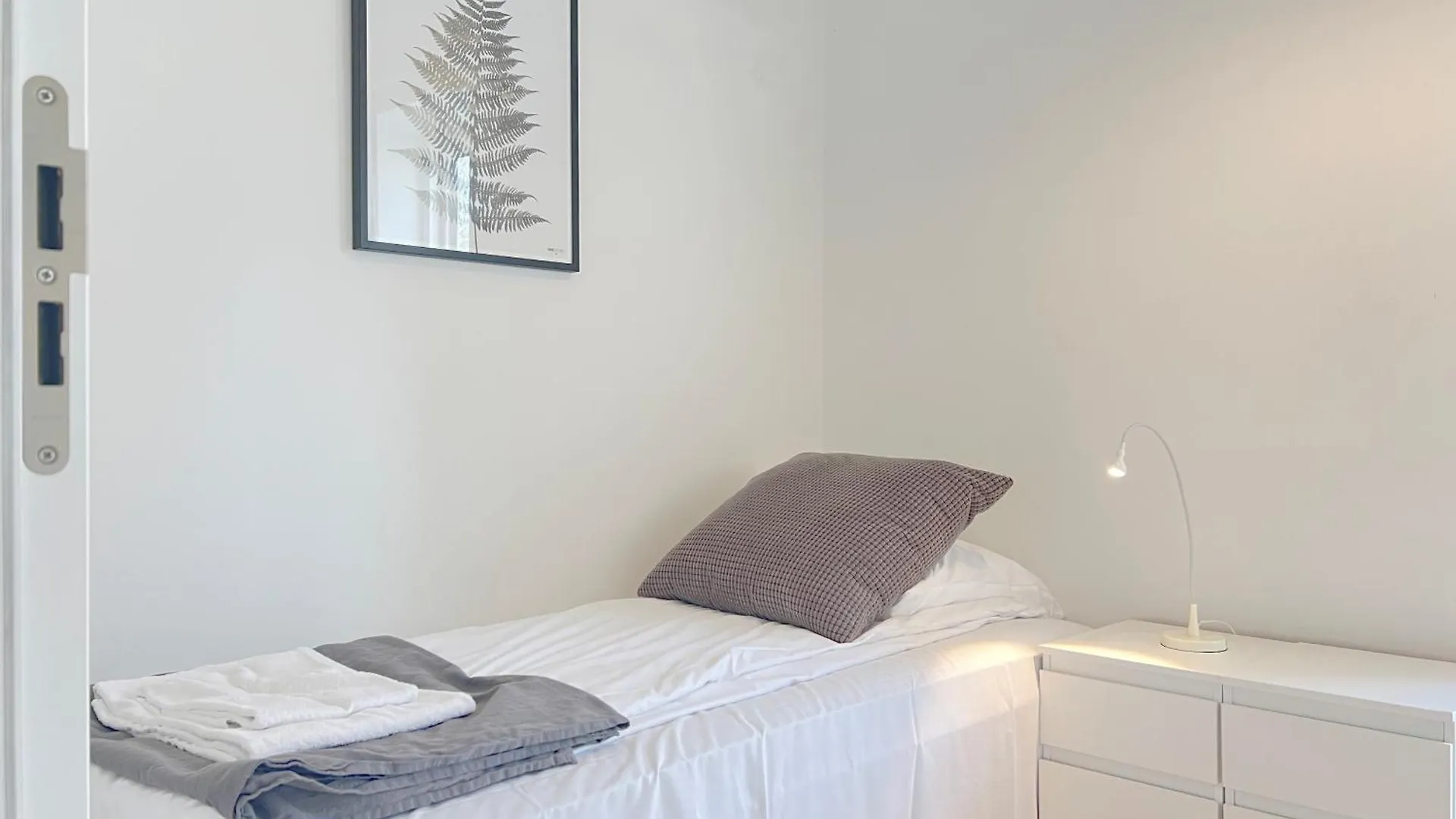 Spacious 3 Bedroom Apartment With Balcony At Richard Mortensens Vej 哥本哈根