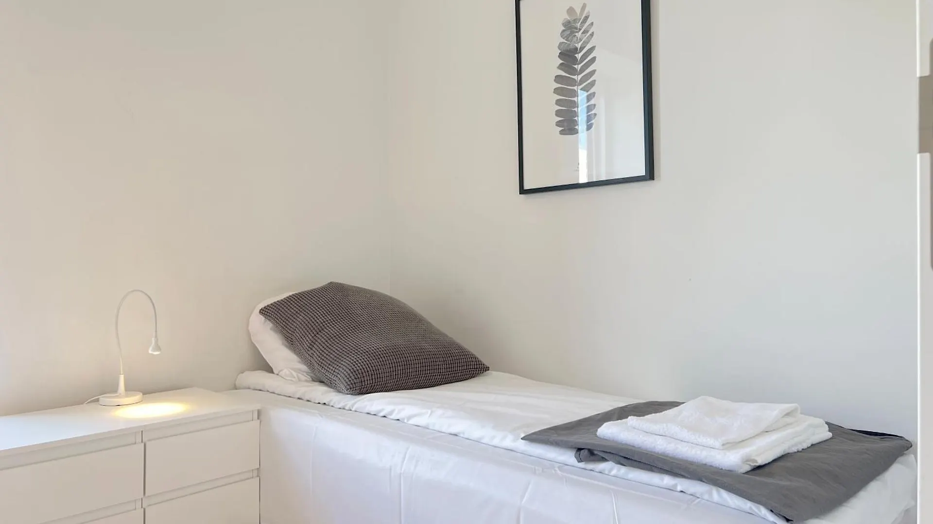 Spacious 3 Bedroom Apartment With Balcony At Richard Mortensens Vej 哥本哈根